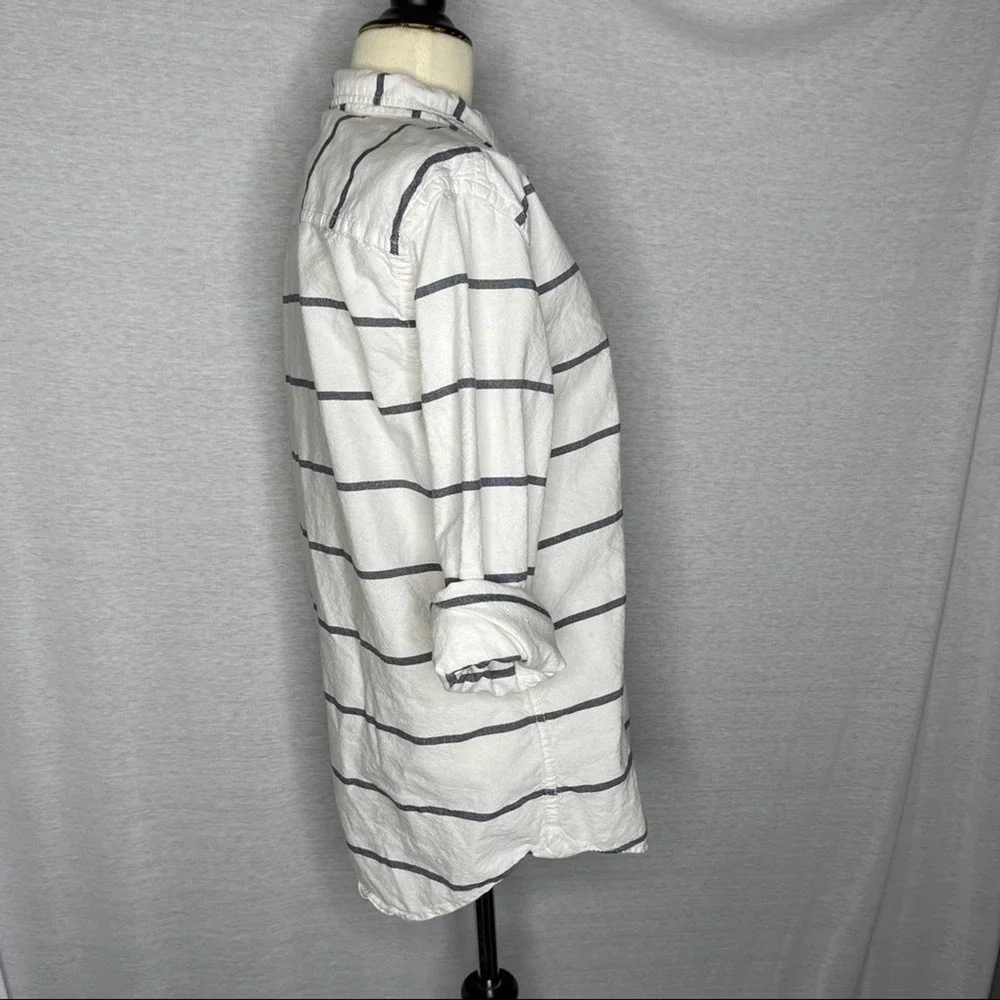 A25). Aeropostale NYC Men Button Down Shirt Long Sleeve - Picture 3 of 15